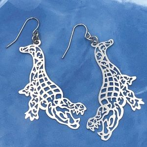 🌼 Silver Alligator Laser Cut Florida Gator Dangle Earrings